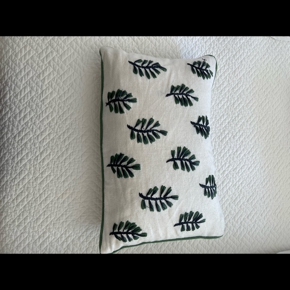 Serena & Lily Accents Serena And Lily Lumbar With Raffia Stitch